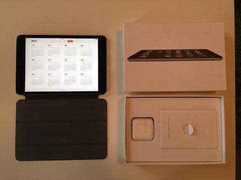 iPad mini 2 32GB space grey Cellular - no Simlock - Retina - London - Canada Water