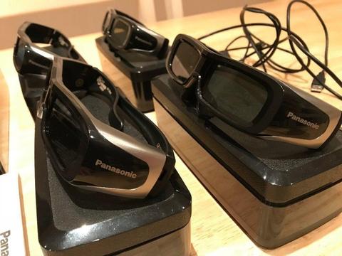 4 pairs of rechargeable 3d eyewear glasses