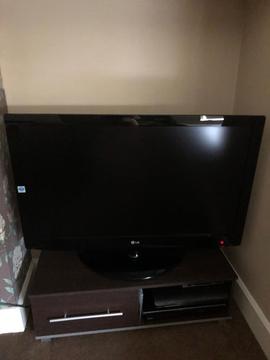 42” LG tv with Remote control