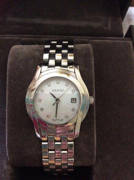 Ladies Gucci Diamond Mother of Pearl Watch