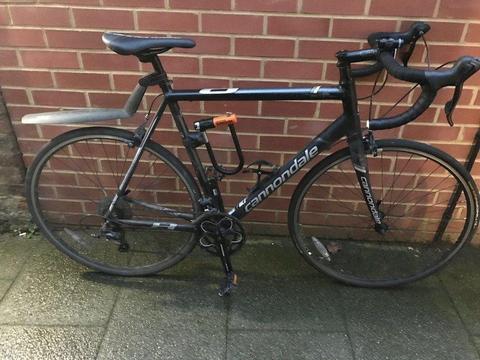 Cannondale Synapse Alloy Sora 7 2016 Road Bike - In great condition with lights, lock and a helmet!
