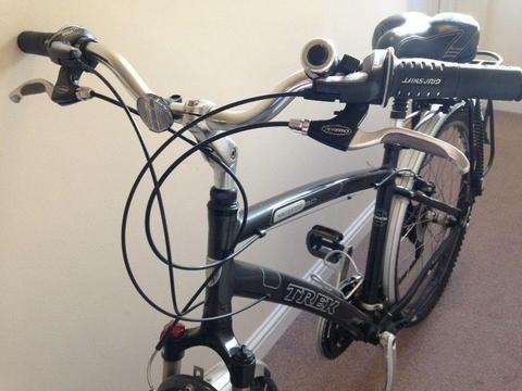 Unisex Bike - Trek Navigator 3.0 - Black - Very Good Condition