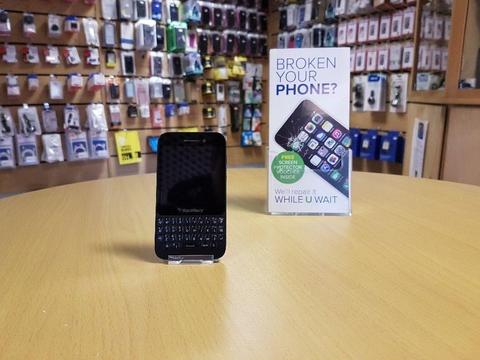 BlackBerry Q5 Unlocked with 90 days Warranty - Town & Country Mobile & IT Solutions