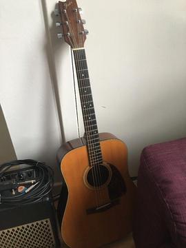 Selling Acoustic guitar Fender F-210