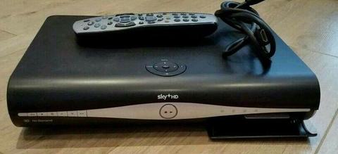 3D Digital sky hd box complete with remote control hdmi cable and power cable