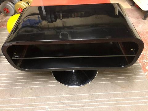 Tv stand tech link