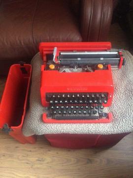 Olivetti valentine red typewriter - immaculate consition