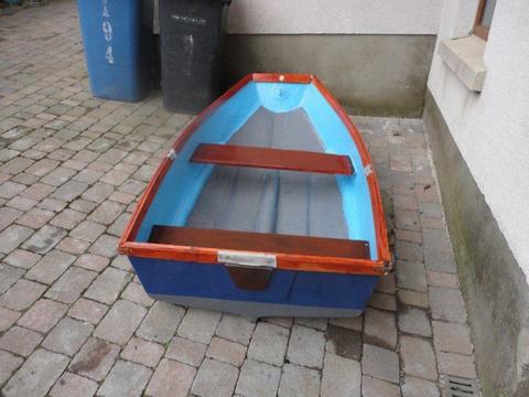 7ft Fibreglass Punt / Tender/ Rowing Boat