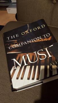Oxford dictionary of music