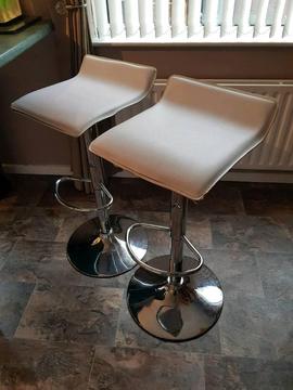 Bar Stools X2 cream.. worn and tore in places FREE TO COLLECT