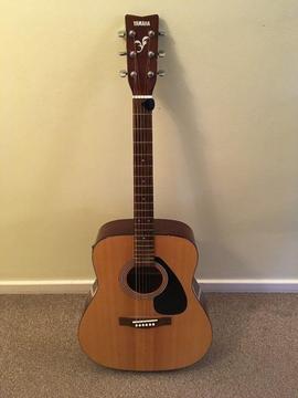 Yamaha F310 Electric Acoustic guitar - 6 string full size guitar - good condition & fully working