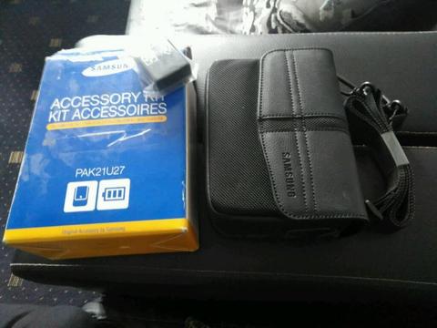 Samsung Camera Bag and Battery Pack