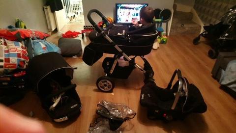3 in 1 pram good condition pick up only