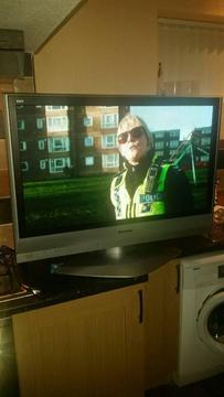 42 inch Panasonic plasma TV, full working order, Freeview, free delivery. No offers