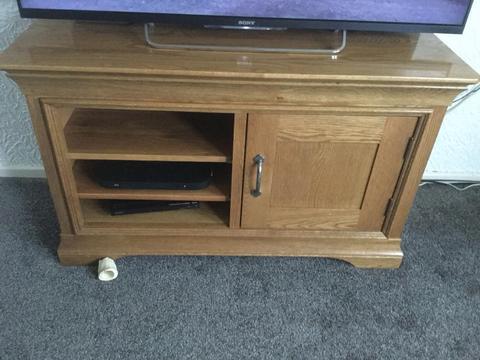 Solid oak tv cabinet
