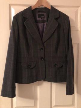 Grey dress jacket from Next. Size 14R