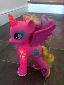 My Little Pony Glowing Hearts Princess Cadance and soft toys