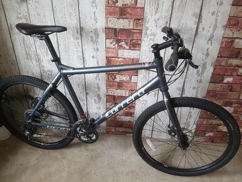 2016 Carrera Subway One. RRP £420. Disc Brakes. 22 Inch, Hybrid Bike. Excellent condition