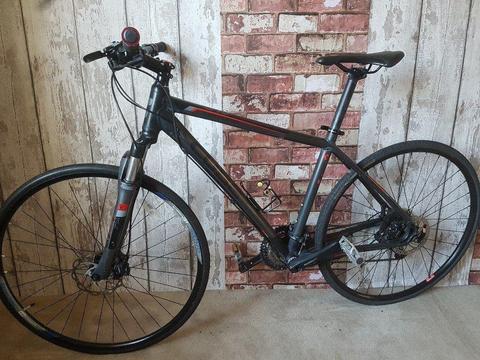Cube Nature Pro RRP £750. 19 Inch Hybrid Bike. Hydraulic Brakes. Excellent Condition