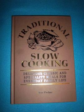Traditional Slow Cooking Recipe Book IP1