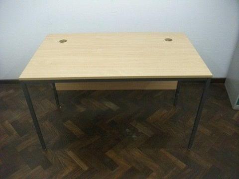 Table for sale . Size : H=73cm , W=122cm , D=75cm