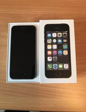 iPhone 5S Unlocked 16GB Immaculate Condition Boxed