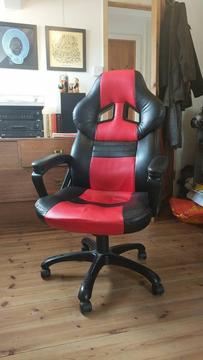 Red Gaming Office Swivel Chair - Arozzi Monza