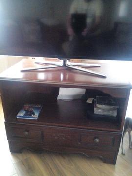 Rossmore furniture Telivision cabinet and corner unit