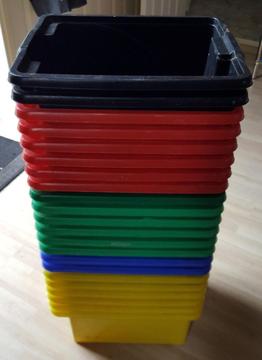 22 x Plastic Non-Lidded Curver Storage/Staka Boxes