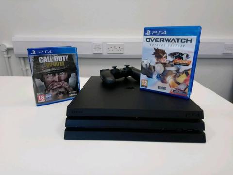 Ps4 PRO 1tb mint condition