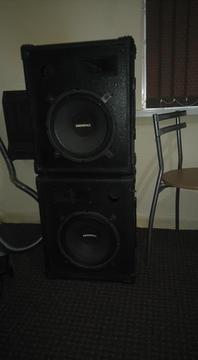 2 pcs speakers for sale