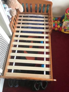 Baby bed for sale prestine condition