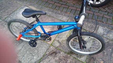 BMX Bicycle. Mongoose USA. Used. 19 inch wheel. works well