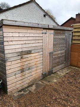 Large Garden Shed or can be turned into a large dog Kennel