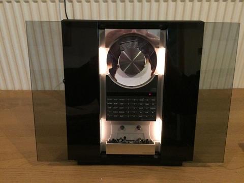 BANG AND OLUFSEN OVERTURE CD RADIO AND TAPE ALL WORKING LIKE NEW PLEASE CALL 07707119599