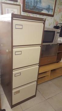 Four Drawer Filing Cabinet with Key