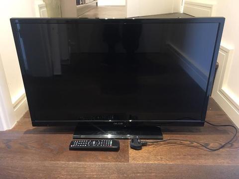 Very nice 32 LED TV, fully working, with remote