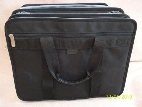 Laptop bag/brief case