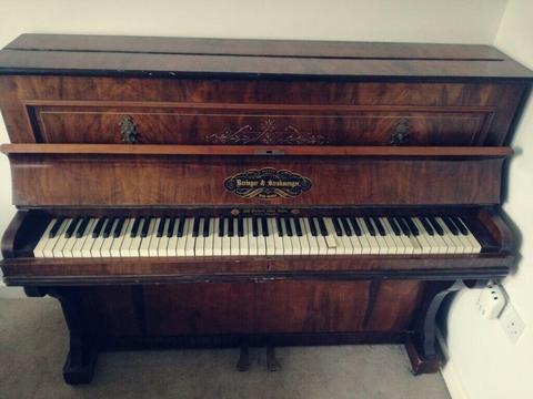 FREE PIANO IN WORKING ORDER