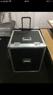 Professional Flight case for 12 laptops and accessories