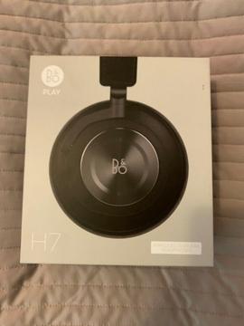 Brand New Bang & Olufsen PLAY Beoplay H7 Over-Ear Wireless Headphones - Black