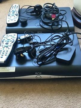 2 Sky Hd boxes inc cables/magic eyes and remotes