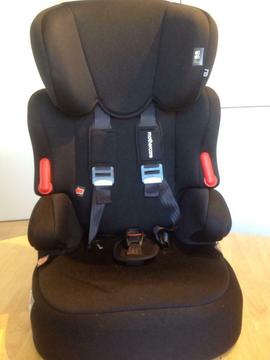 Mothercare Children’s car seat, easy separable into a booster seat. TOP CONDITION, VERY LITTLE USE!