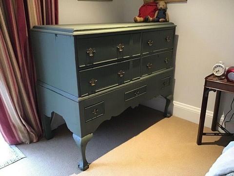 Chest of drawers very large