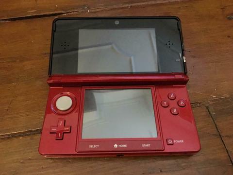 Nintendo DS with games