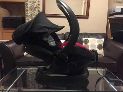 Mamas and Papas pro sleep car seat With Pro Sleep IP IsoFix Base