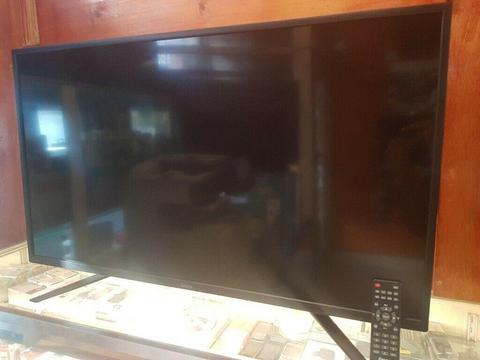 iiyama 40inch Monitor 4K *VERY GOOD CONDITION COLLECTION ONLY*