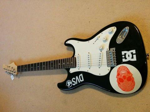 9EG.Electric Guitar Full Size by KCC