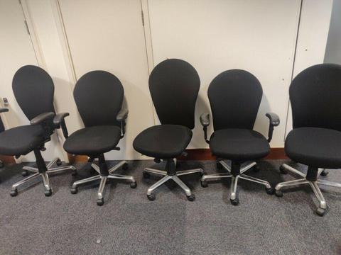 Top quality office swivel chairs. Delivery available