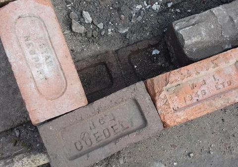 WANTED free old/reclaimed bricks for garden feature, Upper Rhondda area